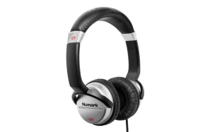 NUMARK HF-125