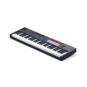 Novation_FLK2_61_Angle_Right_HR.png